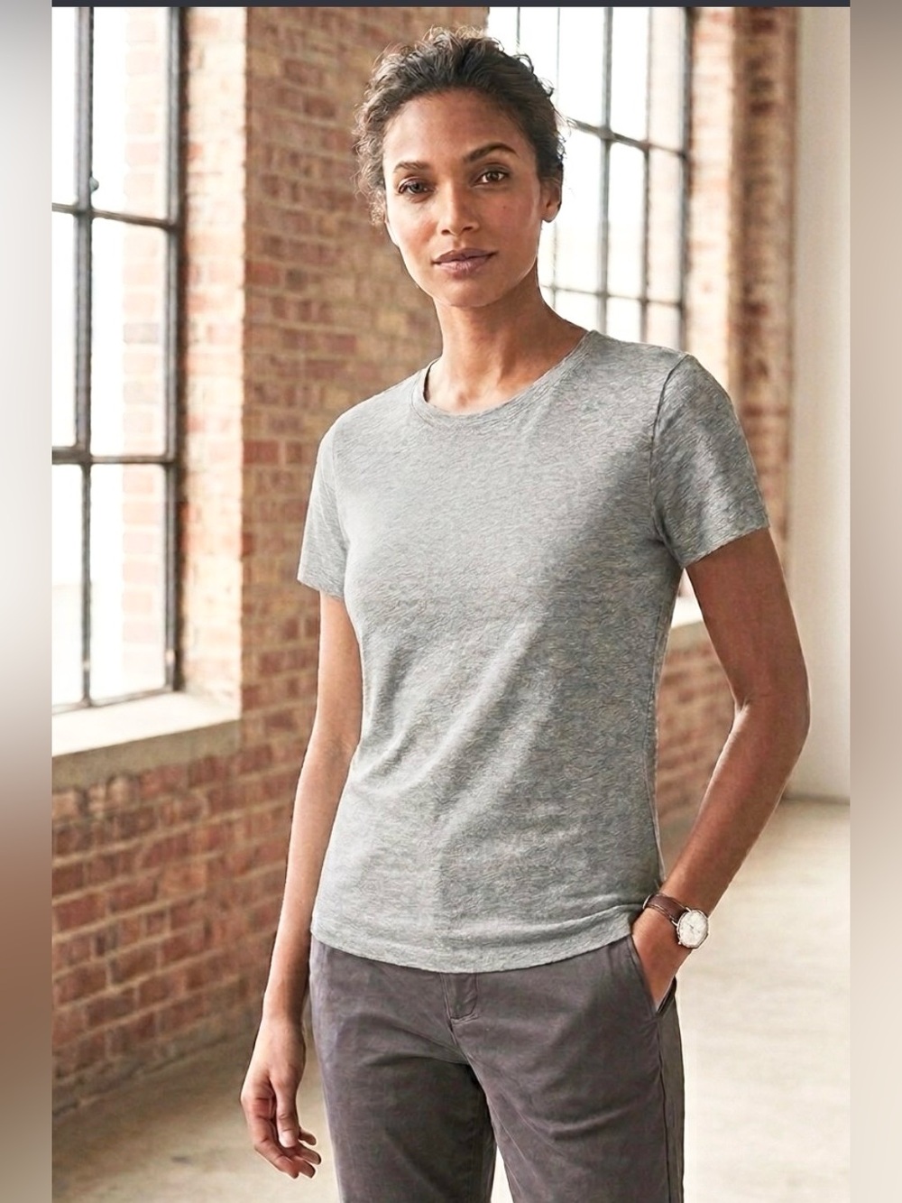 BANANA REPUBLIC PIMA COTTON TEE
